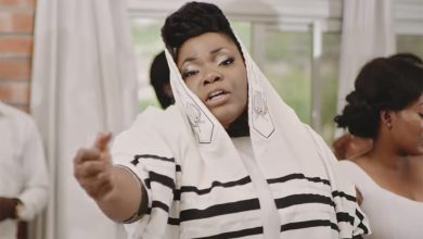 Celestine Donkor - Agbebolo ft. Nhyiraba Gideon