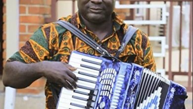 Edward Akwasi Boateng - Adee Mepe Nyinaa