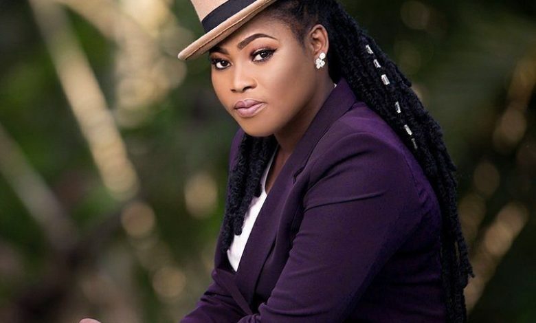 Joyce Blessing - Boot 4 Boot ft Obaapa Christy