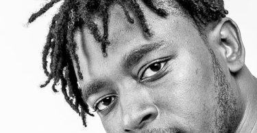 Magnom – I Dey Hustle Ft Caine