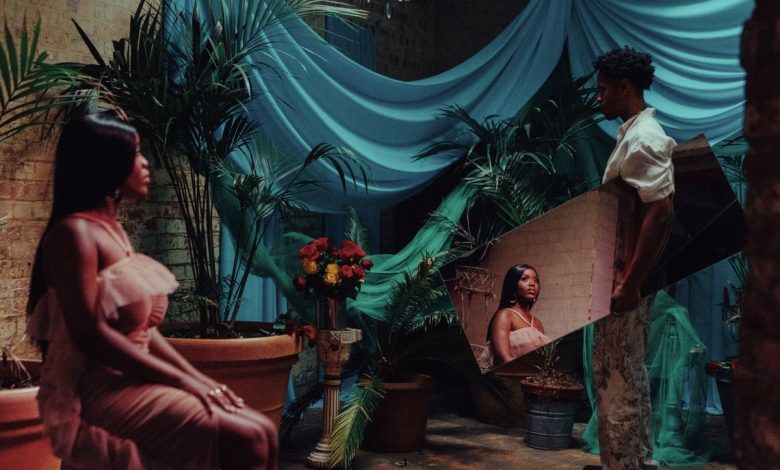 Blaq Jerzee – Right Here Ft. Gyakie