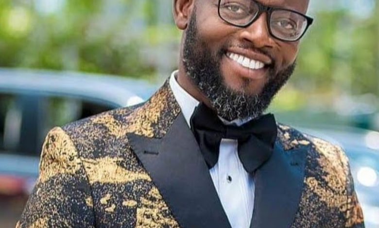 Alex Acheampong - Aka Sima ft Young Missionaries