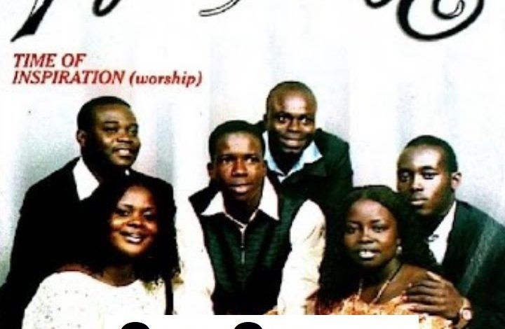 Vine Praise - Oye Owura (Worship)