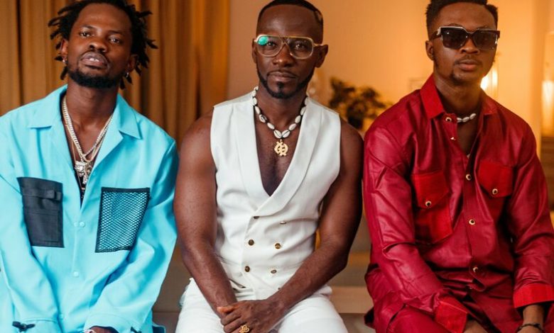 Kweku Darlington - Onipa Ft Fameye & Okyeame Kwame
