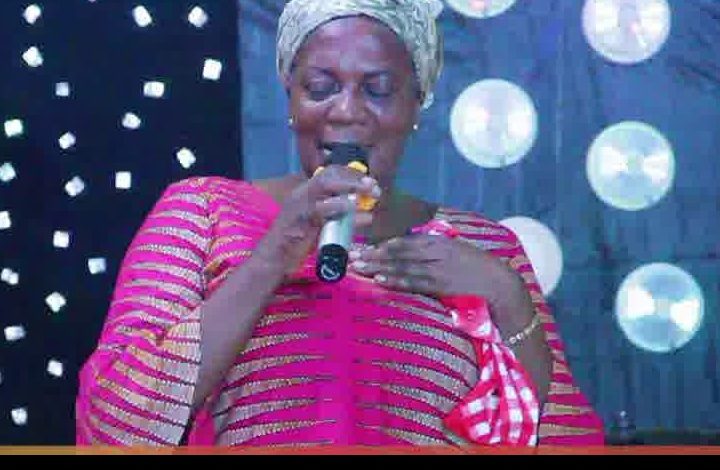 Mama Martha - Biribi Reba