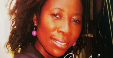 Cindy Thompson - Ao Mekra