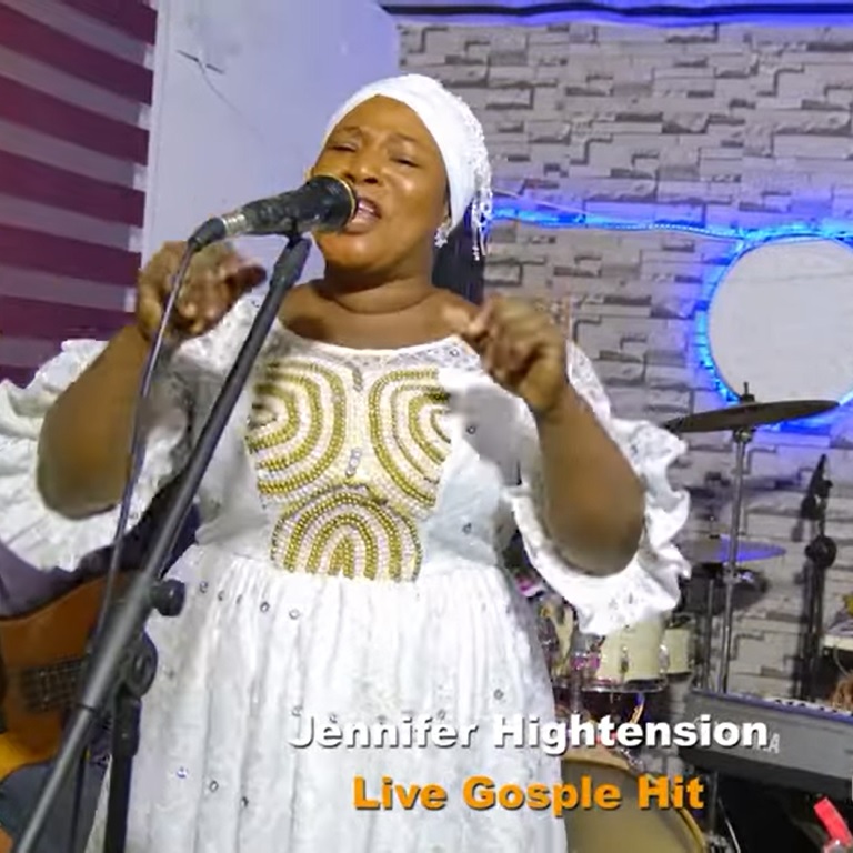 Jennifer Hightension - Live Band Gospel Hit