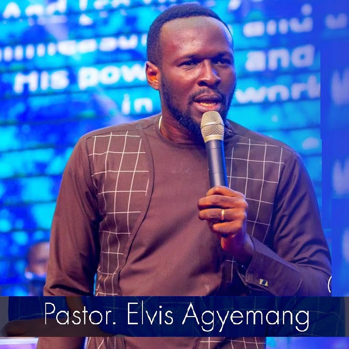 Pastor Elvis Agyemang - Powerful Worship Medley