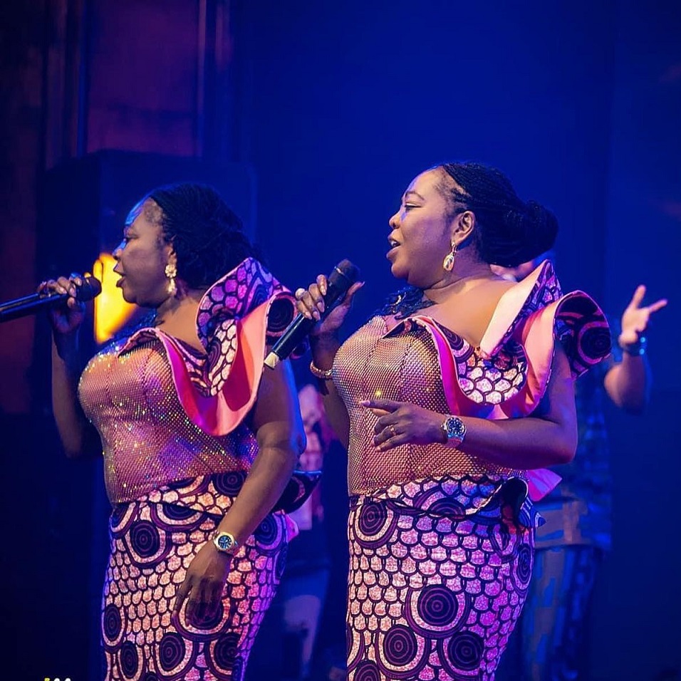 Tagoe Sisters - Aseda Nka Wo