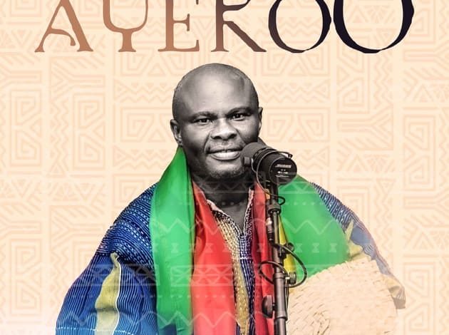 Uncle Ato - Ayekoo Ft. Kwanpa Band