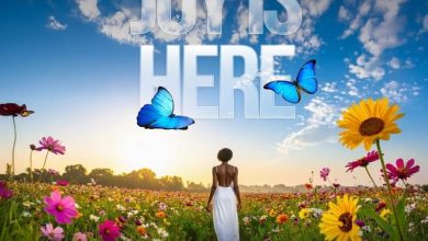 Kwesi Taadi - Joy Is Here Ft. Quamina MP