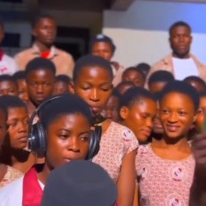 DJ EsanBoy - Adakumi