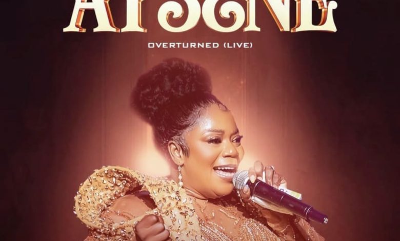 Piesie Esther - Atɛɛne (Overturned) Live